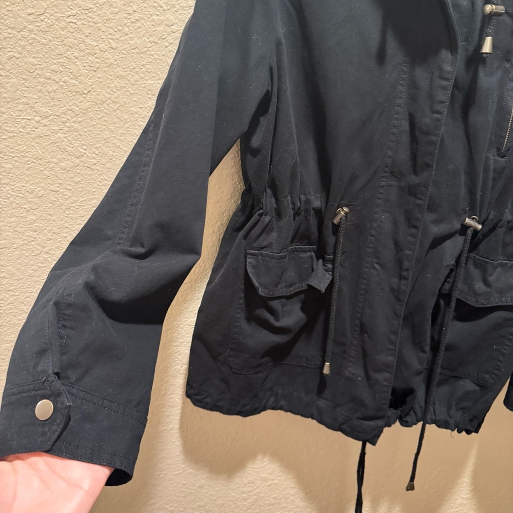Black Hooded Drawstring Anorak Jacket size XL - Picture 7 of 10